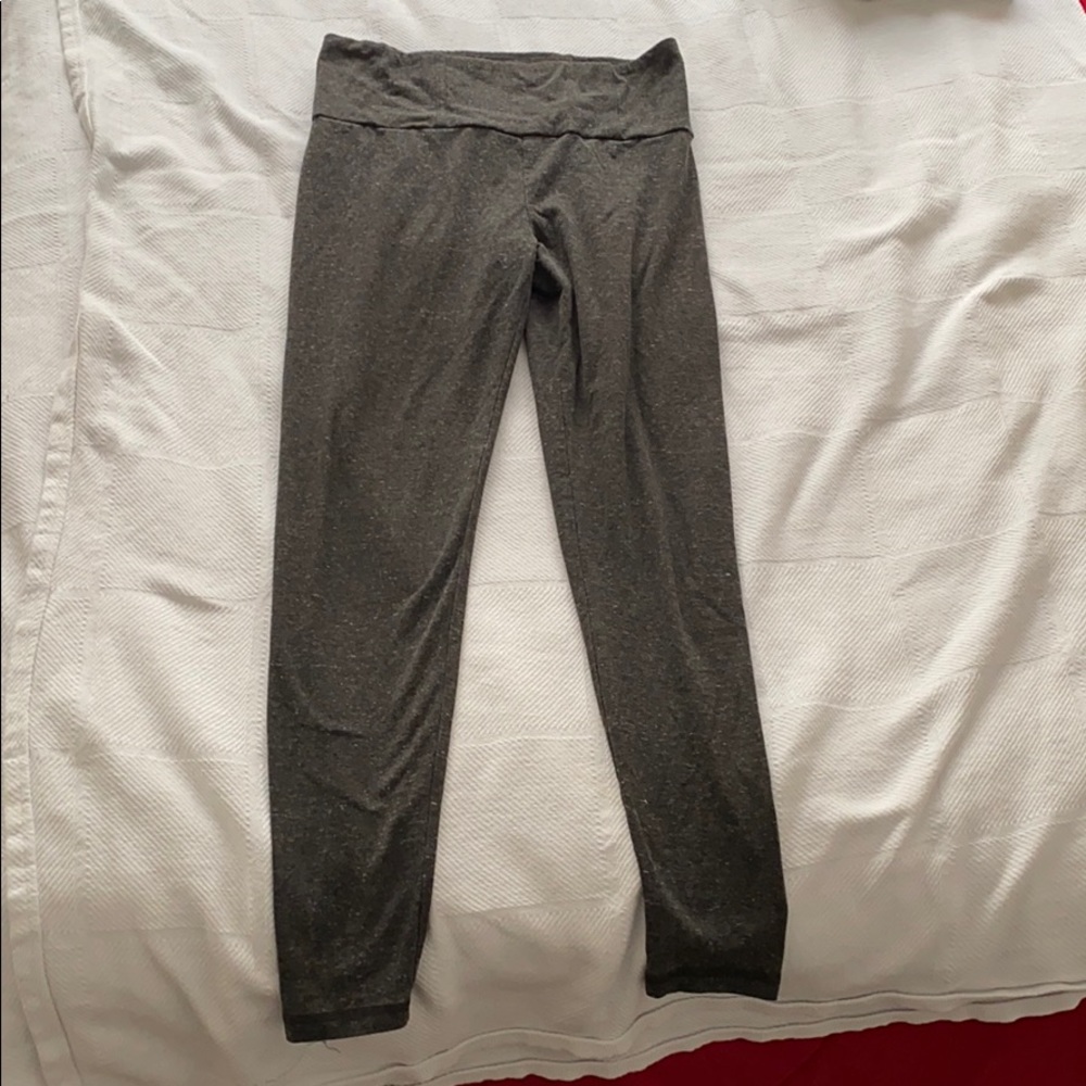 Black/grey leggings